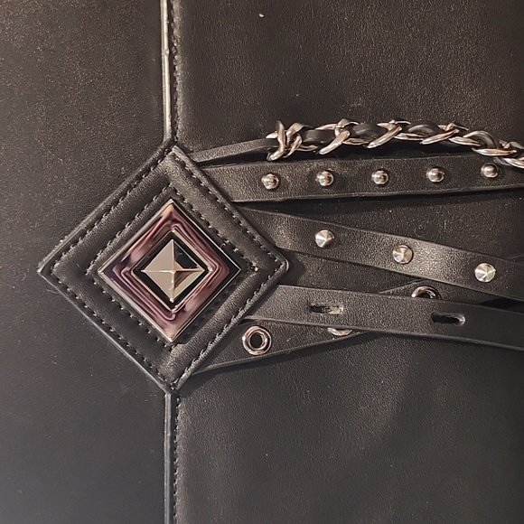 Celine Dion Elegant Black Handbag - Picture 2 of 10